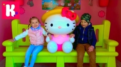 Embedded thumbnail for ВЛОГ в парке кошечки HELLO KITTY Машинки Хелоу Китти и много подарков мороженое Видео для детей
