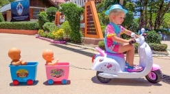 Embedded thumbnail for Дети играют на детской площадке Kids play on the playground Nursery Rhymes songs for childrens