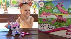 Embedded thumbnail for Алиса поранила палец открывая игрушку Игрушка домик для детей POPPLES new toy 2017