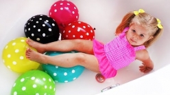 Embedded thumbnail for Learn Colors with Water Balloons / Baby Nursery Rhymes Song